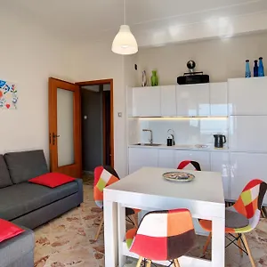  Apartment Floor Bentivoglio